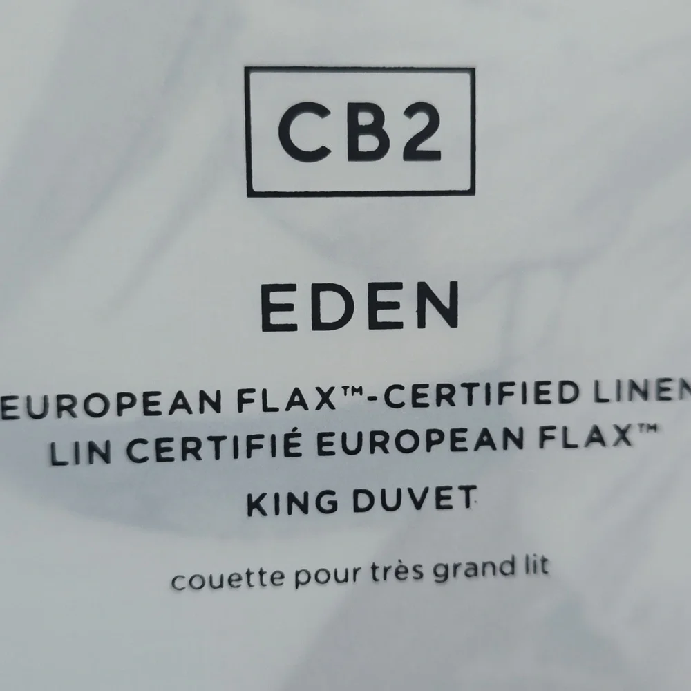 CB2 Eden Off White and Smoked Mauve Linen King Duvet Cover, Ratail $329.00 UAD